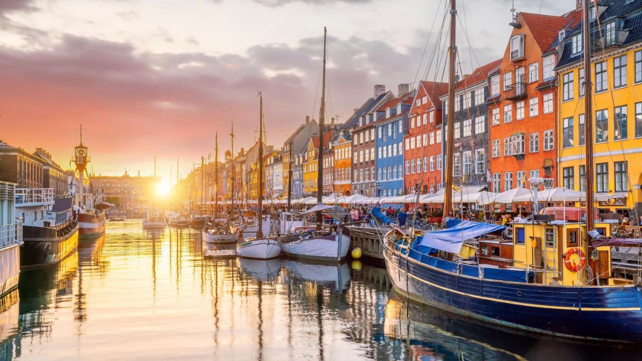 Stylish Spacious Flat W 3br In Apartamento Copenhague