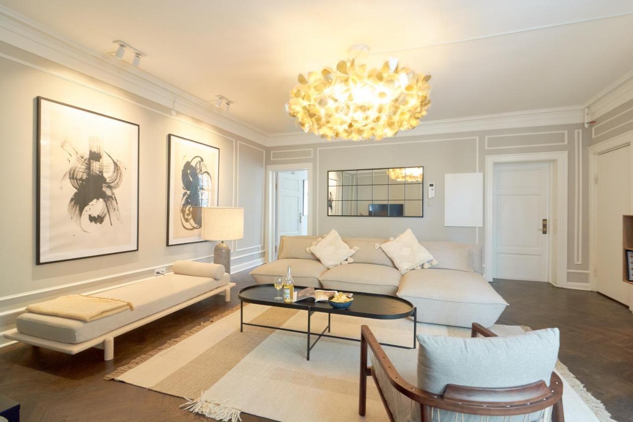 Stylish Spacious Flat W 3br In Apartamento